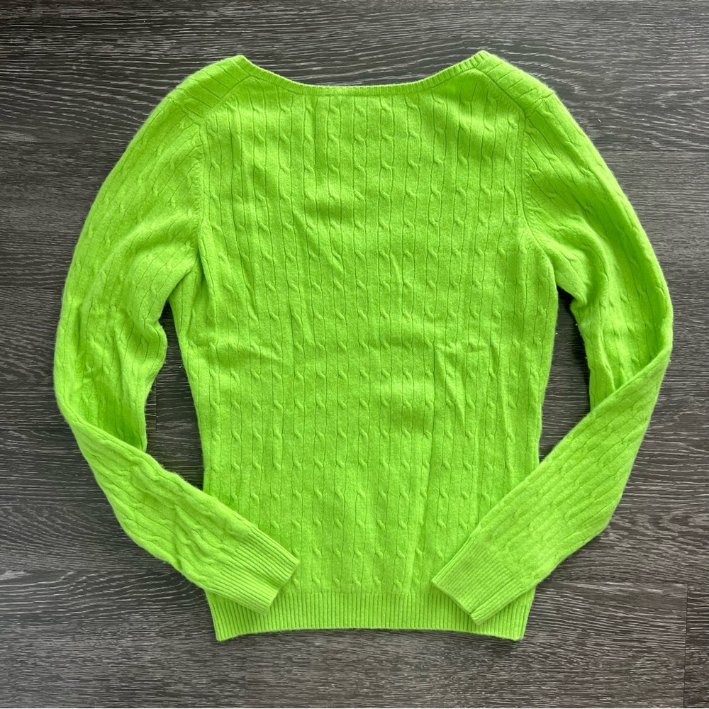 Lilly Pulitzer 100% Cashmere V-Neck Sweater - Picture 4 of 5
